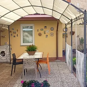  Appartamento Casa In Giardino Italia